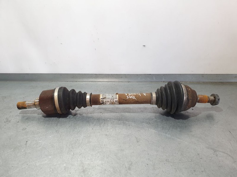 Recambio de transmision delantera izquierda para citroën berlingo station wagon xtr plus referencia OEM IAM 9637117780  