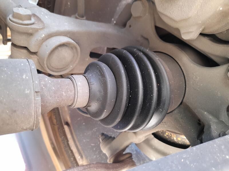 Recambio de transmision delantera izquierda para renault megane iv hatchback (b9a/m/n_) 1.2 tce 130 (b9mr) referencia OEM IAM 39