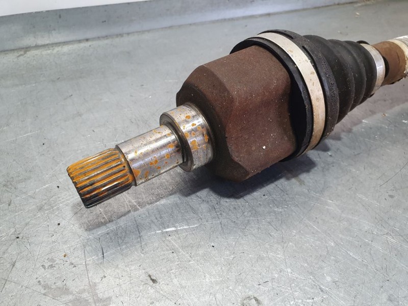 Recambio de transmision delantera izquierda para citroën berlingo station wagon xtr plus referencia OEM IAM 9637117780  