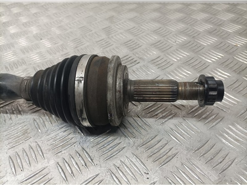 Recambio de transmision delantera derecha para toyota auris básico referencia OEM IAM 4341002571  