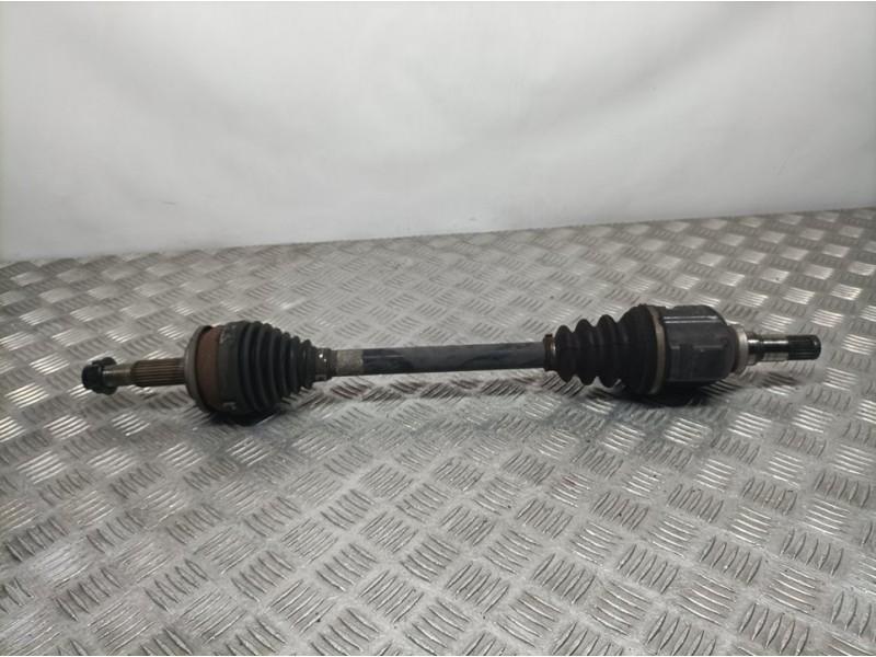 Recambio de transmision delantera izquierda para toyota auris básico referencia OEM IAM 4342002611  