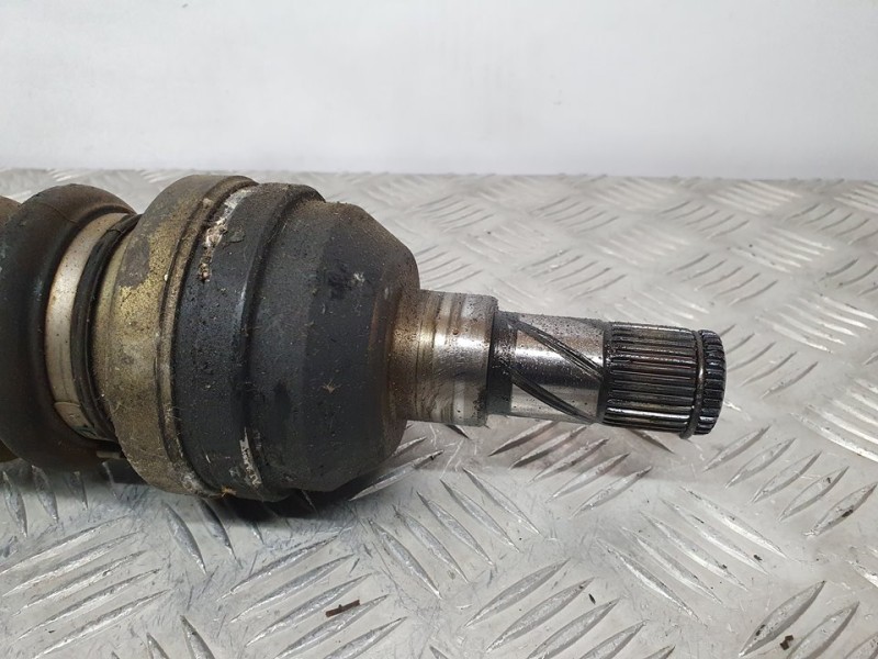 Recambio de transmision delantera izquierda para chevrolet kalos 1.4 se referencia OEM IAM SIN REF  