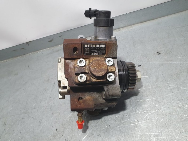 Recambio de bomba alta presion para nissan qashqai (j10) 2.0 dci turbodiesel cat referencia OEM IAM 8200934657 0445010223 BOSCH