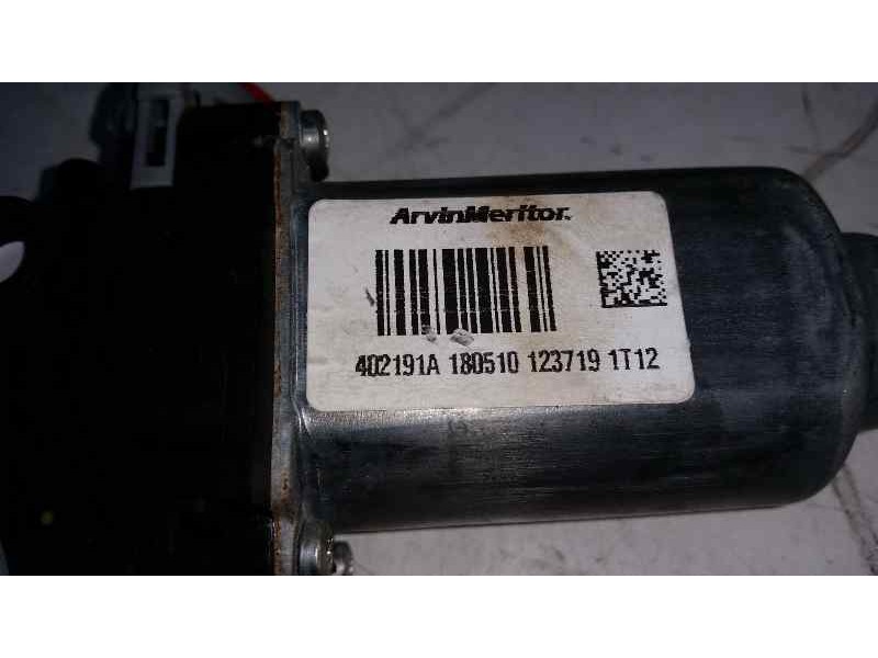 Recambio de motor elevalunas trasero izquierdo para nissan qashqai (j10) acenta referencia OEM IAM 402191A 2 PINS ELECTRICO