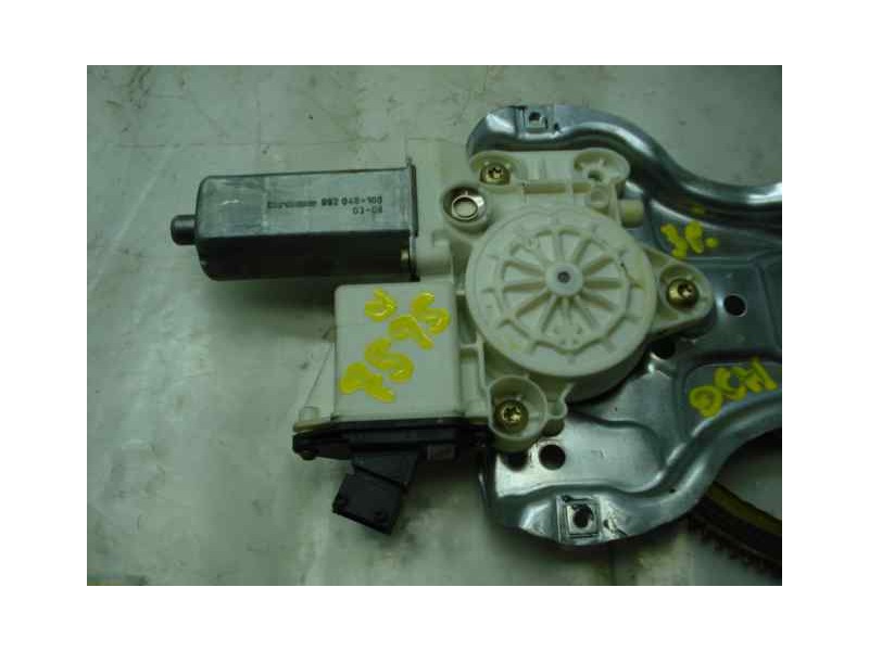 Recambio de elevalunas delantero derecho para toyota corolla (e12) 1.6 linea luna berlina referencia OEM IAM   ELECTRICO