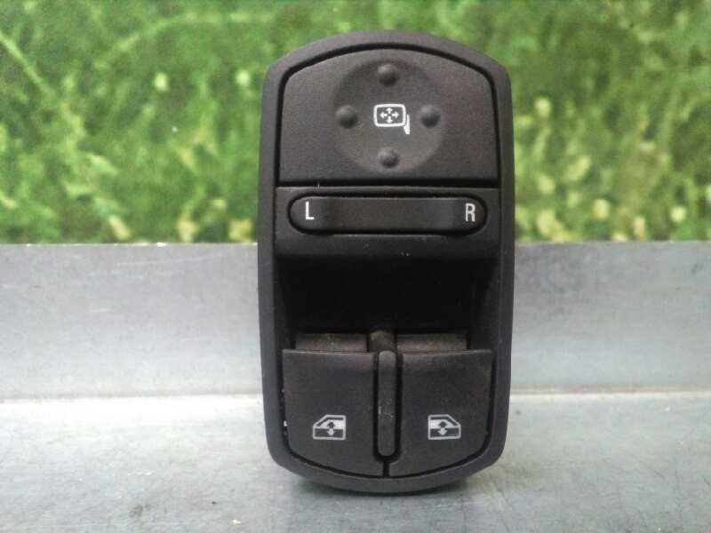 Recambio de mando elevalunas delantero izquierdo para opel corsa e color edition ecoflex referencia OEM IAM 13430017  