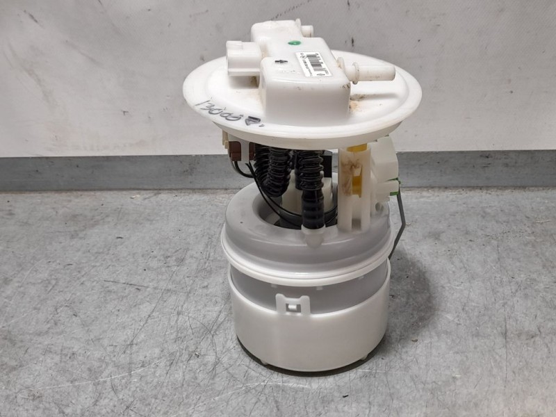 Recambio de aforador para dacia sandero basis referencia OEM IAM 172022377R  