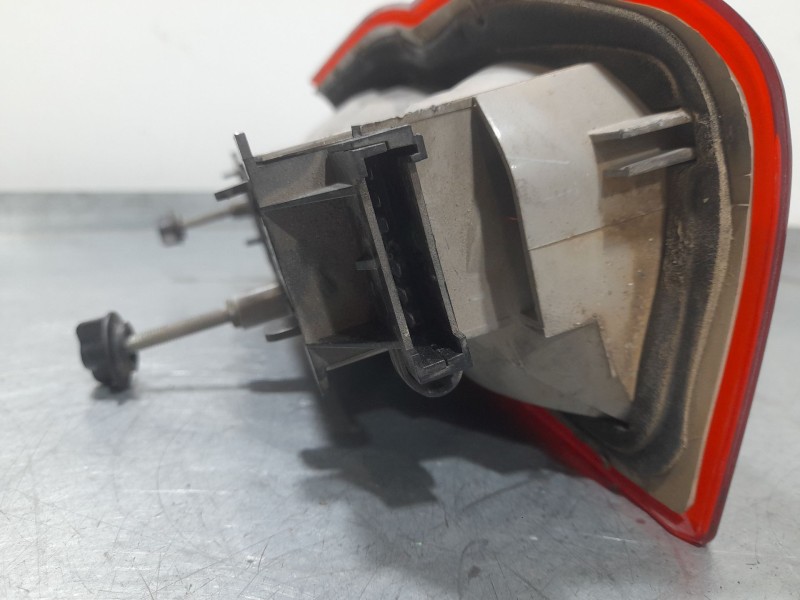 Recambio de piloto trasero derecho para ford transit autobús (fd_ _, fb_ _, fs_ _, fz_ _, fc_ _) 2.2 tdci referencia OEM IAM 6C1