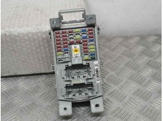 Recambio de caja reles / fusibles para hyundai i20 active link referencia OEM IAM 91950C8560  
