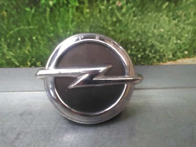 Recambio de maneta exterior porton para opel corsa e color edition ecoflex referencia OEM IAM  TOCADA 