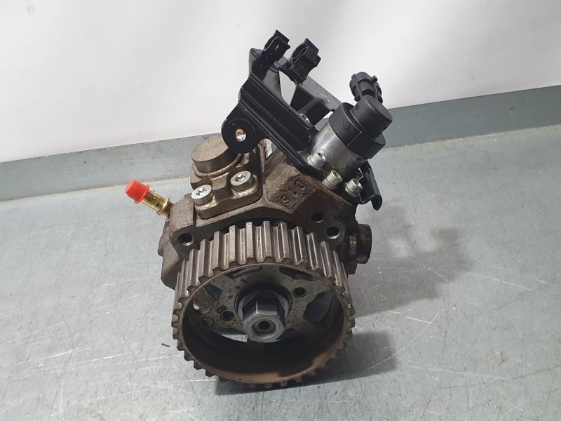 Recambio de bomba alta presion para peugeot 308 1.6 16v hdi referencia OEM IAM 9683703780 0445010102 BOSCH