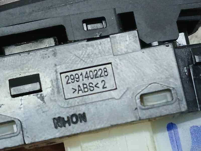 Recambio de mando retrovisor para hyundai i20 active link referencia OEM IAM 299140228  