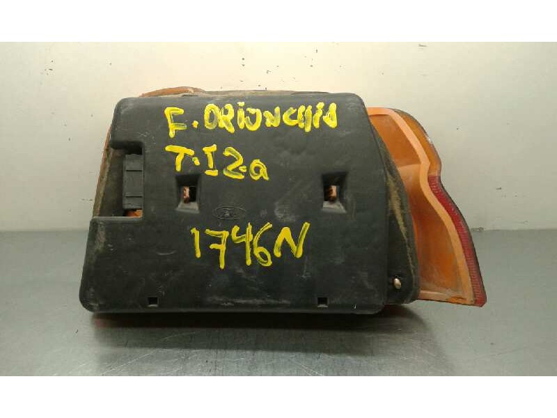 Recambio de piloto trasero izquierdo para ford escort berlina/turnier 1.6 cat referencia OEM IAM   