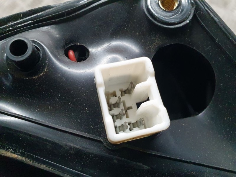 Recambio de retrovisor izquierdo para daewoo nubira berlina sx plus referencia OEM IAM SIN REF  ELECTRICO