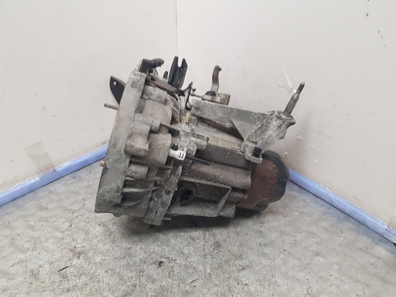 Recambio de caja cambios para renault modus confort dynamique referencia OEM IAM JR5113  5VELOCIDADES
