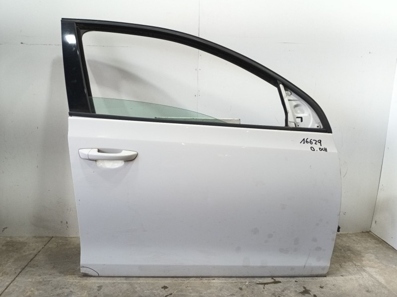 Recambio de puerta delantera derecha para volkswagen golf vi (5k1) 1.4 tsi referencia OEM IAM 5K4831056H  