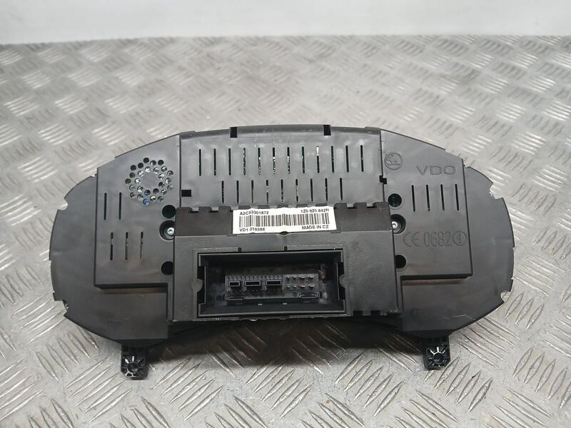 Recambio de cuadro instrumentos para skoda octavia berlina (1z3) elegance referencia OEM IAM 1Z0920842H  A2C53301872