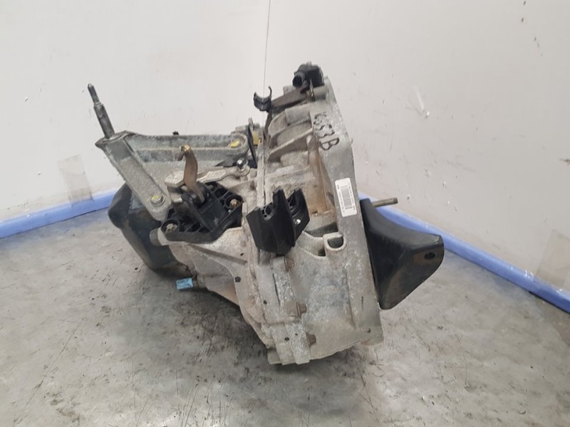 Recambio de caja cambios para renault modus confort dynamique referencia OEM IAM JR5113  5VELOCIDADES