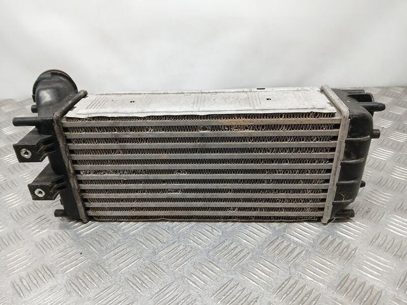 Recambio de intercooler para citroën c4 picasso millenium referencia OEM IAM 9684212480 valeo M144105C