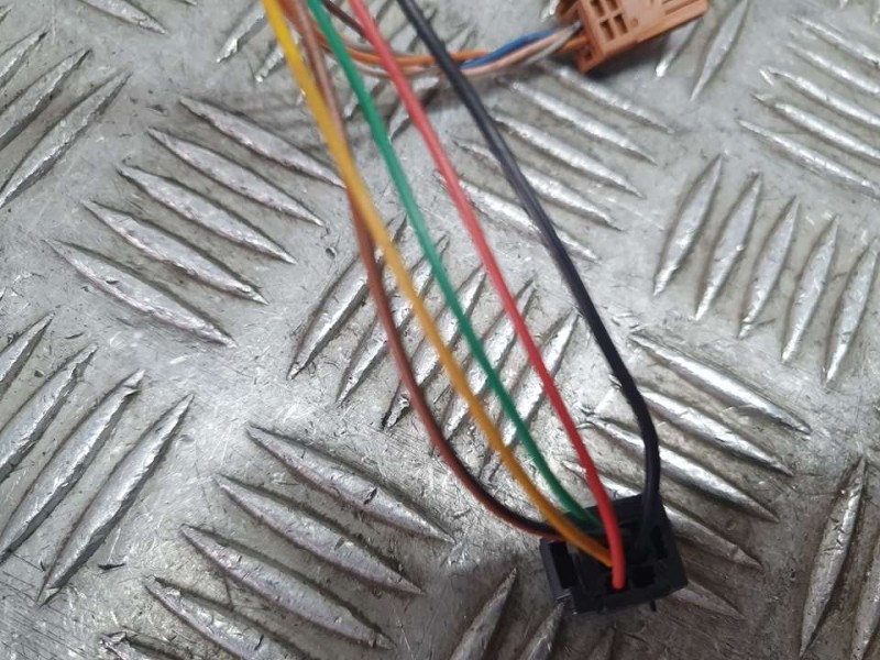 Recambio de retrovisor izquierdo para citroën c4 grand picasso 2.0 hdi fap referencia OEM IAM SIN REF  ELECTRICO 6 , 5 Y 3 CABLE