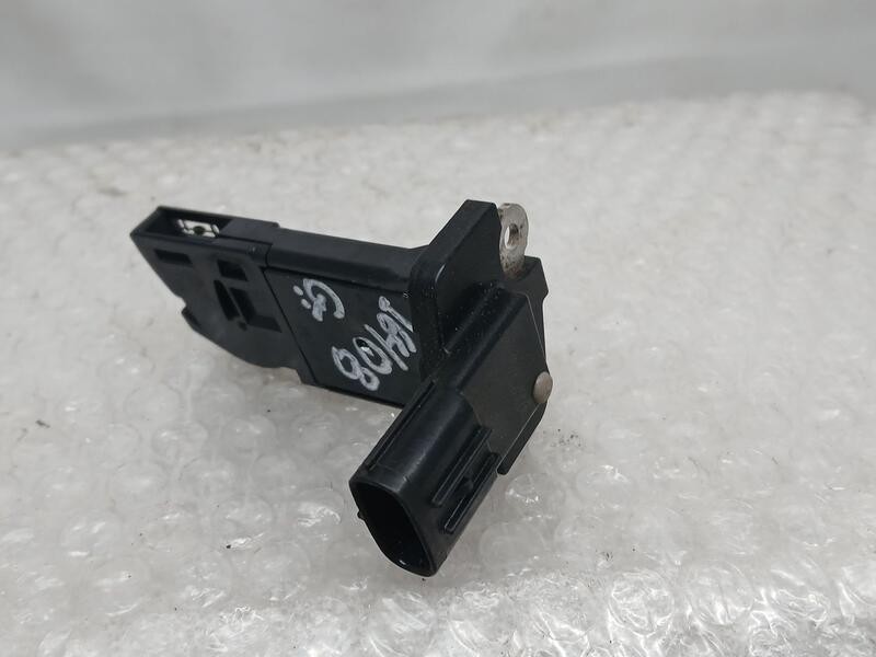 Recambio de caudalimetro para toyota auris active referencia OEM IAM 2220426010  AFH70M77