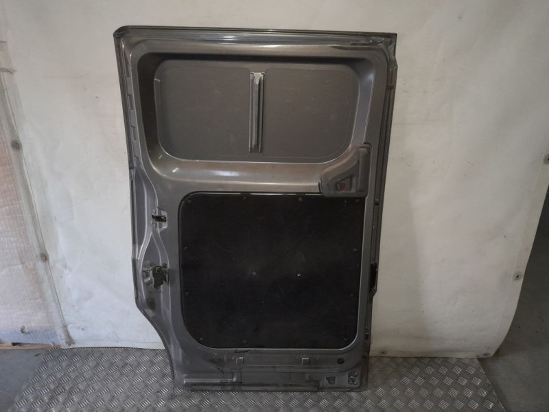 Recambio de puerta lateral corredera izquierda para nissan nv 200 (m20) kombi comfort referencia OEM IAM   