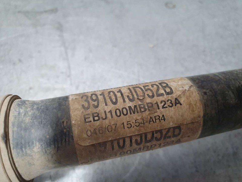 Recambio de transmision delantera izquierda para nissan qashqai (j10) acenta referencia OEM IAM 39101JD52B  