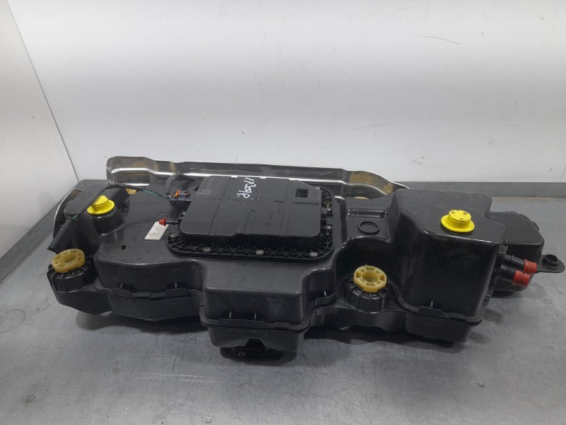Recambio de deposito adblue para citroën jumper iii furgoneta 2.0 bluehdi 110 referencia OEM IAM P1001085A  