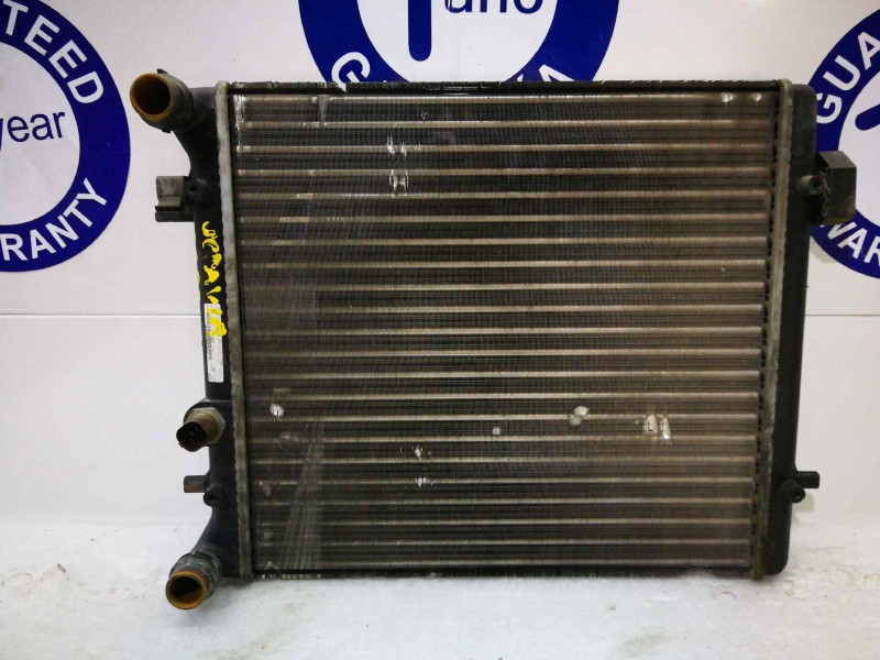 Recambio de radiador agua para skoda octavia berlina (1u2) 1.6 cat referencia OEM IAM 1J0121253G  