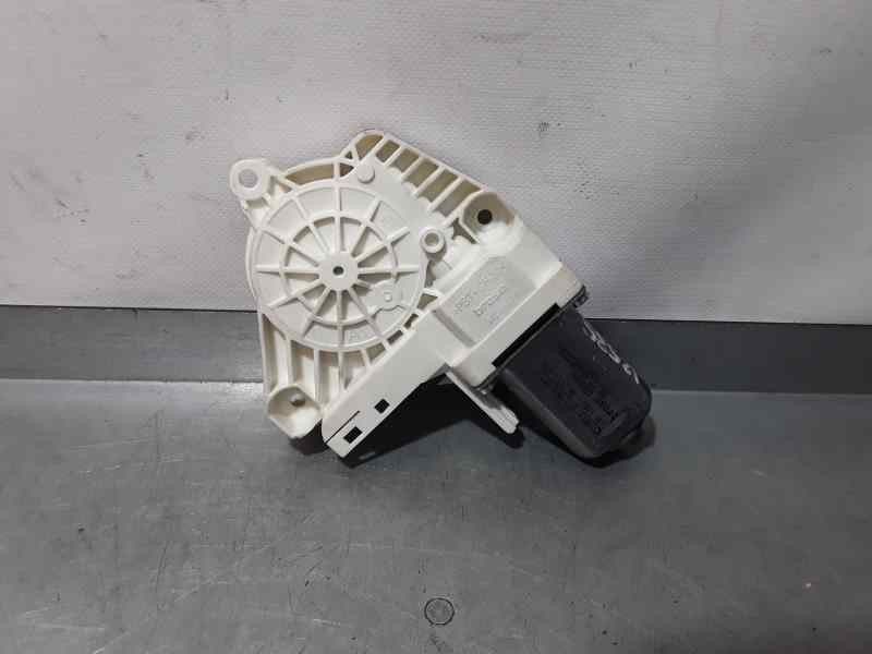 Recambio de motor elevalunas delantero derecho para audi a1 (8x) ambition referencia OEM IAM 8K0959802C  