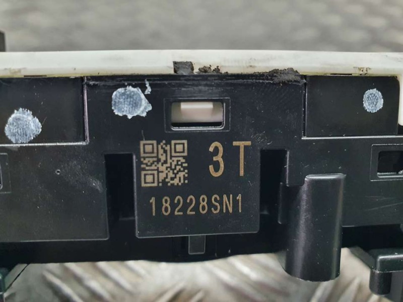 Recambio de mando luces y limpia para nissan x-trail (t32) acenta referencia OEM IAM 18228SN1  