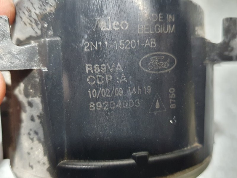 Recambio de faro antiniebla izquierdo para ford focus lim. (cb4) trend referencia OEM IAM 2N1115201AB 89204003 VALEO