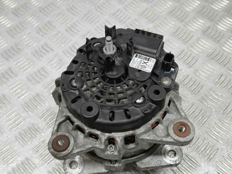 Recambio de alternador para nissan pulsar (c13) acenta referencia OEM IAM 231004EA0AF  BOSCH