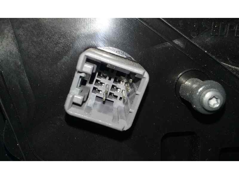 Recambio de retrovisor izquierdo para kia pro_cee´d drive referencia OEM IAM  5 PINS ELECTRICO