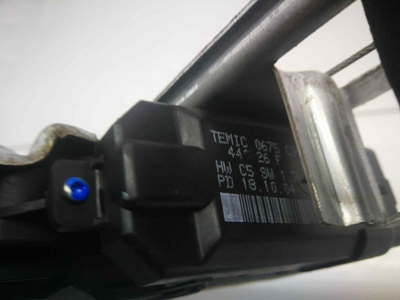 Recambio de elevalunas trasero izquierdo para renault megane ii classic berlina 1.5 dci diesel referencia OEM IAM 440726F 440726