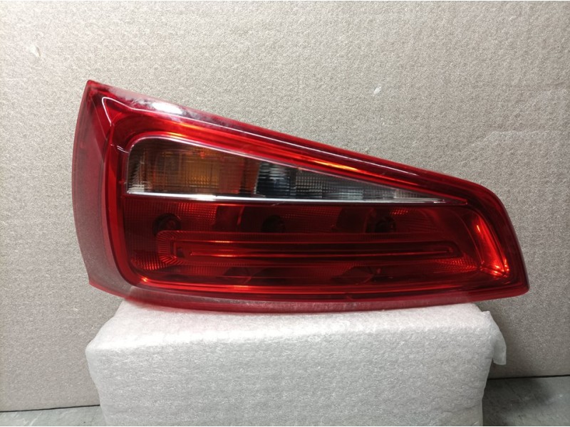 Recambio de piloto trasero izquierdo para audi a1 (8x) ambition referencia OEM IAM   ROZADO