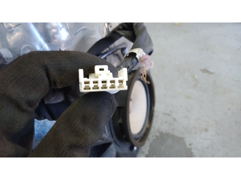 Recambio de elevalunas trasero izquierdo para toyota auris active referencia OEM IAM 6984002210  ELECTRICO