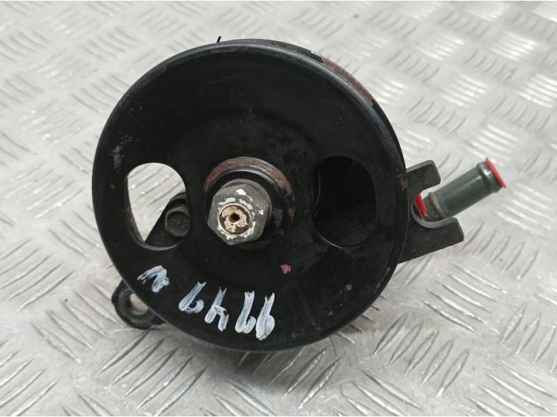 Recambio de bomba direccion para kia shuma 1.5 comfort 5 berlina referencia OEM IAM 0K2A2326000  PUMP ASSY