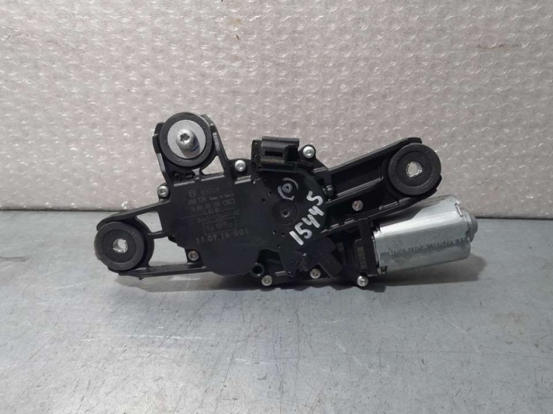 Recambio de motor limpia trasero para ford kuga (cbv) titanium referencia OEM IAM 1695472 0390201208 BOSCH 3 PINES