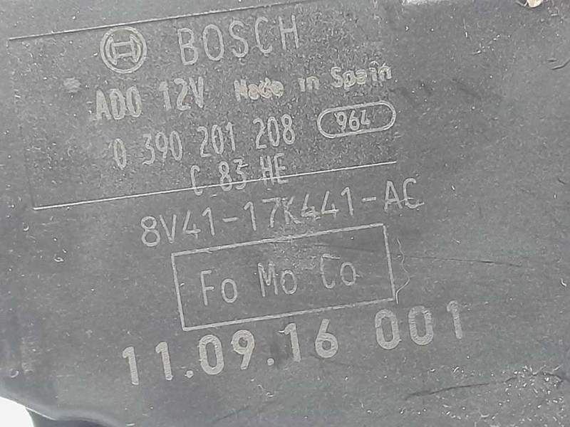 Recambio de motor limpia trasero para ford kuga (cbv) titanium referencia OEM IAM 1695472 0390201208 BOSCH 3 PINES