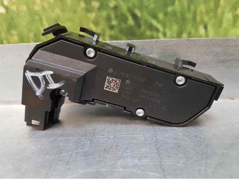Recambio de interruptor para mercedes-benz clase c coupe (w205) c 63 amg (205.386) referencia OEM IAM A2139057302  DELANTERO IZQ