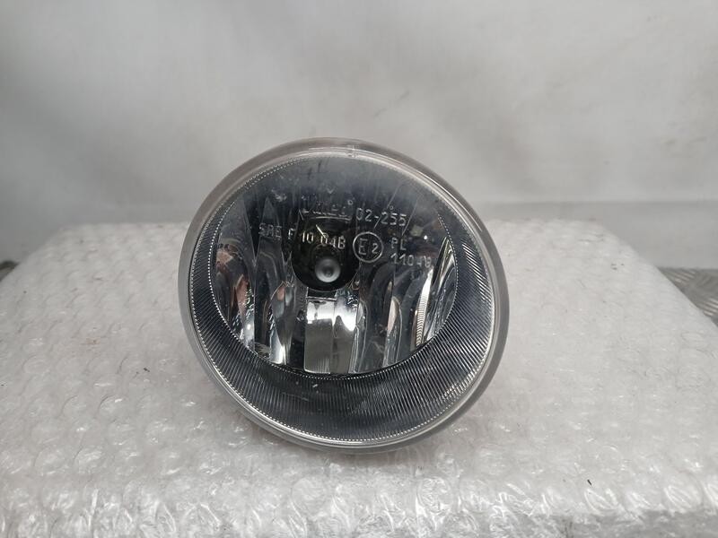 Recambio de faro antiniebla derecho para toyota auris active referencia OEM IAM 8121002110  90008495