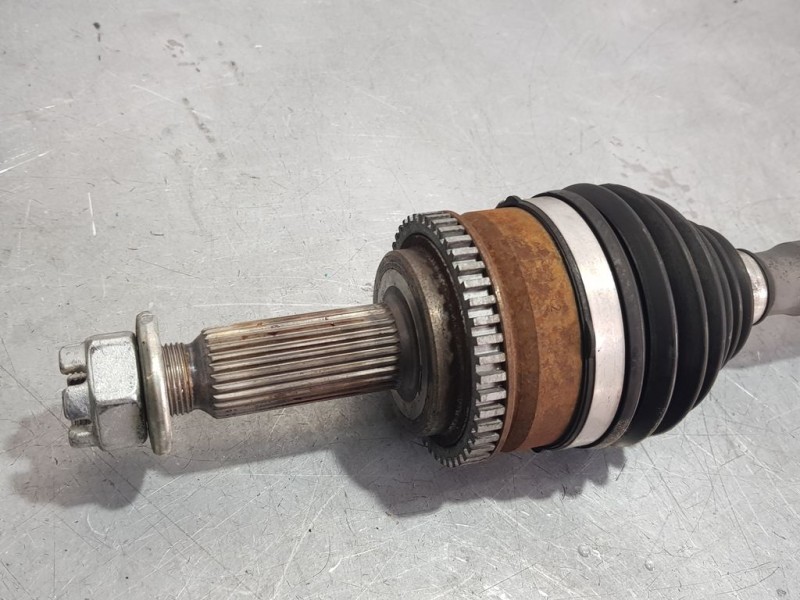 Recambio de transmision delantera derecha para kia pro_cee´d drive referencia OEM IAM   