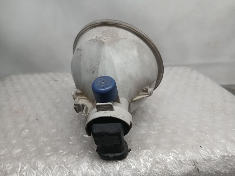 Recambio de faro antiniebla derecho para toyota auris active referencia OEM IAM 8121002110  90008495