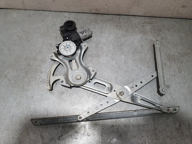 Recambio de elevalunas trasero derecho para toyota prius+ advance referencia OEM IAM 6980221010  