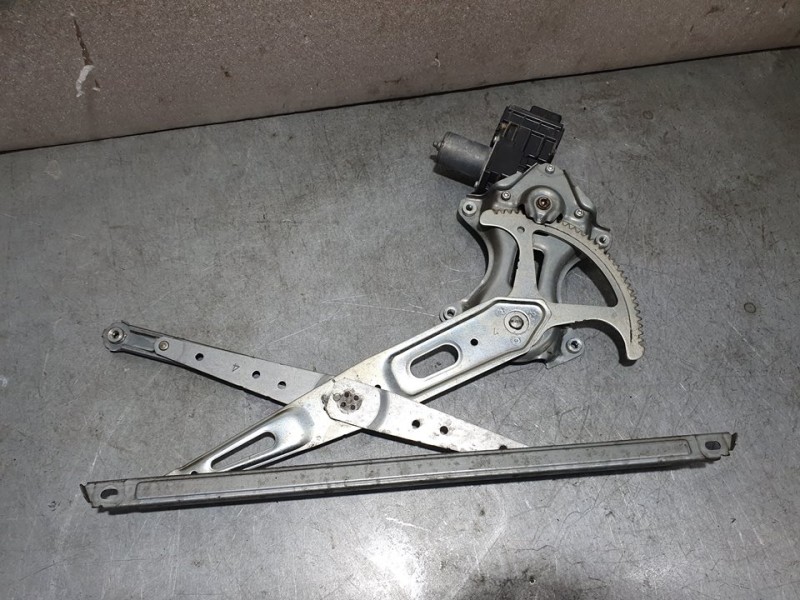 Recambio de elevalunas trasero derecho para toyota prius+ advance referencia OEM IAM 6980221010  