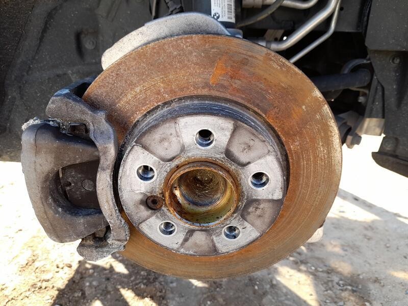 Recambio de mangueta delantera derecha para bmw i3 (i01) electric referencia OEM IAM 31216852160  