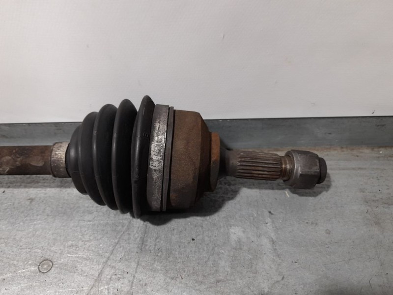 Recambio de transmision delantera izquierda para peugeot 207 confort referencia OEM IAM 9659318080  