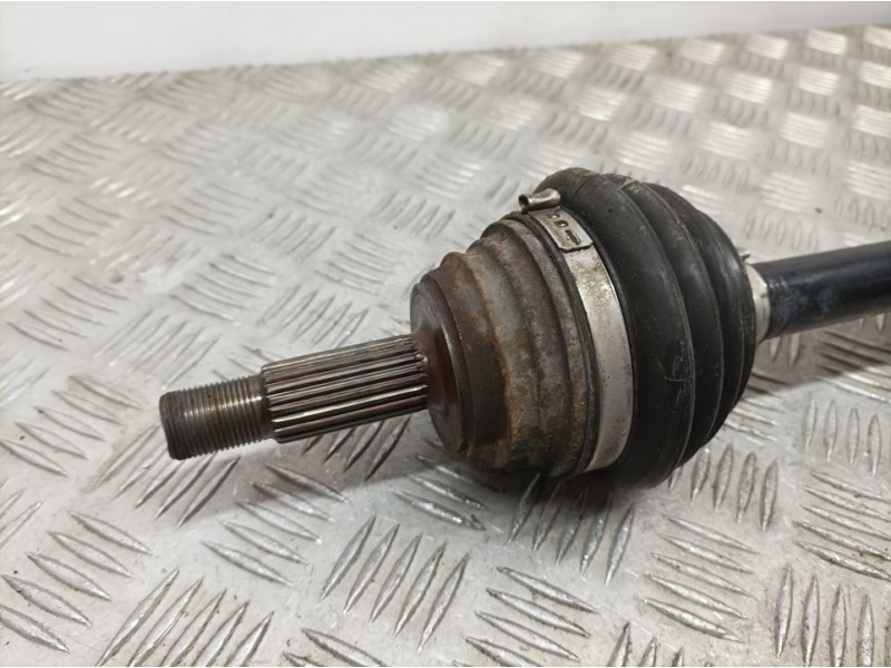 Recambio de transmision delantera izquierda para volkswagen polo berlina (6n1) básico referencia OEM IAM JZW407449EV  