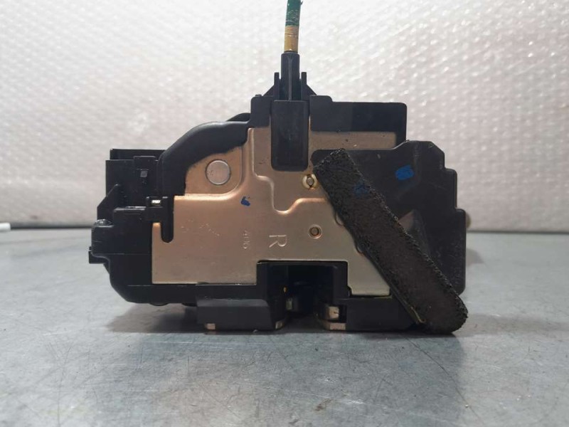 Recambio de cerradura puerta delantera derecha para nissan pulsar (c13) acenta referencia OEM IAM 805003ZL0A  3 PINES